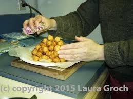 Struffoli italian honey balls are very small crunchy dough balls mixed with honey and decorated. Struffoli Not All It S Cracked Up To Be Beyondbites