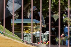 Cómo fue el funeral de “El Mencho”: Ruta secreta, autos blindados y el ataúd  dorado - Metadata