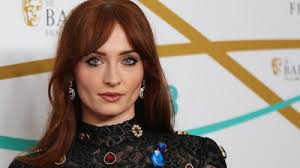 Sophie Turner Nongkrong Bareng Taylor Swift Usai Cerai dari Joe Jonas