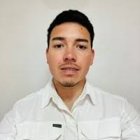 1900+ perfiles de «Elvis»