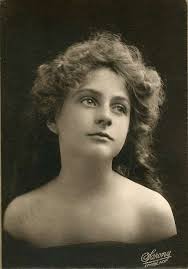 342 Sarony studio Images: PICRYL