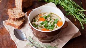 Huhnersuppe Das Beste Rezept Bei Erkaltung Huhnersuppe Schmeckt Toll Warmt Und Wirkt Gegen Erkaltung Das Ultimative Reze Rezepte Gute Rezepte Huhnersuppe