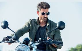 In this movie, all fans are wonder about the hrithik roshan body. Hrithik Roshan Pads Up For Life And War Telegraph India