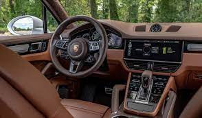 In truth, this most extreme take on the third generation of porsche's financial saviour can lay claim to that title no matter how you frame the question. Jeprofite Une Collection De La Fortune Des Celebrites Du Monde Cayenne Turbo Suv De Luxe Porsche
