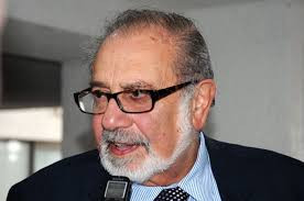 LUTO EN LA ODONTOLOGÍA COLOMBIANA: MURIÓ EL EMINENTE CIENTÍFICO RAMSÉS  HAKIM. Por Óscar Humberto Gómez Gómez