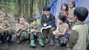 Though hmong agriculture has undergone many changes since the establishment of the people's republic of laos, the hmong live in villages with. Unter Gangstern Die Vergessene Hmong Armee Zdfmediathek