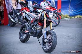 Efeknya, area di bawah jok jadi penuh untuk bagasi yang. Biar Enak Diajak Lari Nih Rasio Gearset Honda Crf150l Modif Supermoto Perlu Di Hitung Pertamax7 Com