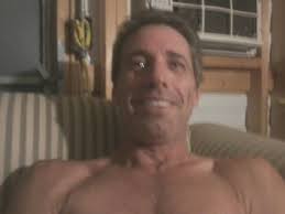 Tom Weddle's Instagram, Twitter & Facebook