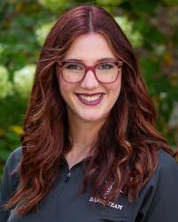 Laurel Ritter's Instagram, Twitter & Facebook