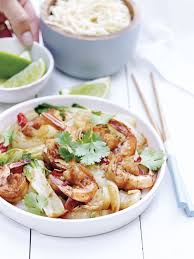 Wok De Crevettes Thai Pak Choi Et Nouilles Crevettes Thai Nouilles Wok