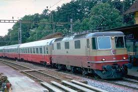 Prenájom auta s vodičom v miláne. Archiv Eisenbahn Schweiz Zug