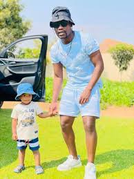 Clement Maosa - Home with my homie... 👊🏾🖤 | Facebook