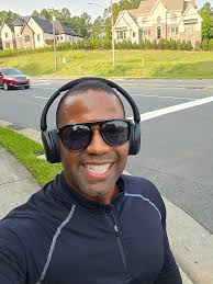 Sunday Runday Fun day! Beautiful cool weather this morning. Getting in a 6  miler before that 🌞 decides to flex! See y'all tomorrow morning! #WSOC  #DENEIGEANDDAMANYINTHEMORNING