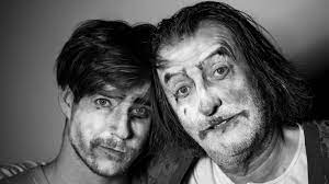 Jul 02, 2021 · podle fotografií, které se objevily po pohřbu v praze, si mnoho lidí dělá obavy o jeho stav. Sasek A Syn Studio Dva Divadlo