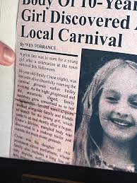 Posible involucramiento de una secta con el carnaval en Terrifier 2? ¿Emily  Crane no fue la primera víctima de Art? : r/terrifier