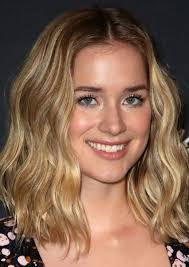 Libby Stephens's Instagram, Twitter & Facebook