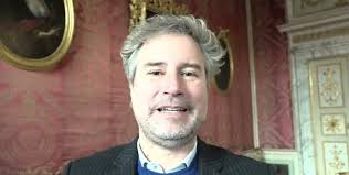 Lucca, il sindaco Pardini lancia la sfida per il 2025: "Sarà l'anno di  apertura di tanti cantieri"