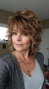 125 Short Curly Hairstyles For 2024: Cute & Trendy Looks For Everyone!