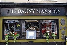 Das andrew mann inn ist ein historisches gasthaus in unadilla im otsego county, new york. The Danny Mann Inn Sapphire Signs Rathmore