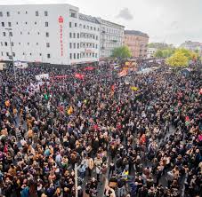 Последние твиты от revolutionärer 1. U5kf5bhipnttsm