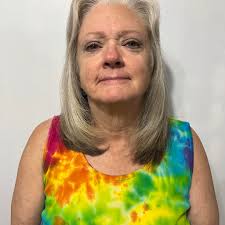 Hello, I'm Fran and something to know about me is my passion for sewing 🪡  Seams possible 🥰