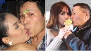 Các viên ngọc trai trên sản phẩm không bị biến dạng, không bị trầy xuóc không bị bong tróc lớp xà cừ, không bị mài mòn, không bị sự tác động của các yếu tố (nước hoa, hóa chất, nhiệt độ, sự. Ngá»c Trinh Cong Khai Thoi Quen ChÄƒn Gá»'i HÆ° Há»ng Vá»›i NgÆ°á»i Yeu Nghe Ma Ä'á» Máº·t