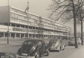 Beste bikini haus von eröffnung in berlin charlottenburg bikini haus zieht gut. Berlin Bikini Haus Strassenansicht Bild Archiv Paul Schwebes Bikini Haus Berlin Berlin Geschichte