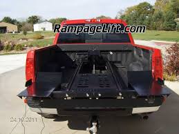 The boom extends and locks in four positions for extra reach. Rampage Lift With A Can Am Spyder Three Wheel Motorcycle