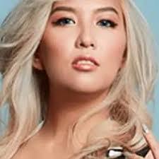 Faye Mata's Instagram, Twitter & Facebook