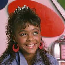 Scrunchies Of Instagram Funny 90s Throwback Photos Saved By The Bell Lisa Turtle Lark Voorhies