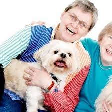 Elaine Downs (@animaltweets)