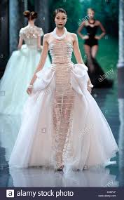Puoi scoprire le borse 2021 più belle della stagione inverno e primavera estate proposte da dior, chanel, gucci, michael kors, armani e anche borse economiche. Dior Abiti Da Sera 9945fa