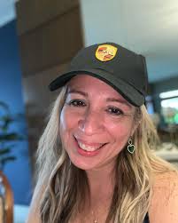 Las Aventuras de mi Puertita 💕 . Esta puerta es lo máximo, es realmente  súper divertida para los niños, los papás y la pediatra 😆🥳😅😊🙋🏼‍♀️ .  Cuando llega el momento de pasar