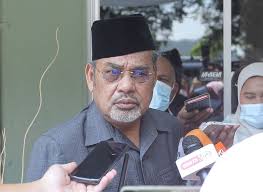 Januára 1948) je a malajzijskej politik. Report Umno S Decision To Cut Ties With Perikatan Finalised Says Party Election Chief Malaysia Malay Mail