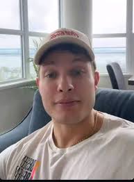 Relaxing Sunday with beautiful scenery and reading