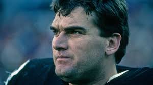 Former pittsburgh steelers' offensive lineman and longtime broadcast parter on steelers' radio, tunch ilkin, died saturday at 63 years old. Zvl0lz3t4afnpm