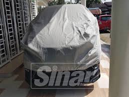 Ketika itulah adib dilanggar oleh trak bomba dan adib terjatuh atas kereta. Pasukan Peguam Cuba Bantu Keluarga Adib Selesaikan Hutang Kereta