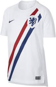 Het nieuwe nederlands elftal shirt voor ek 2020 is bekend! Nike Dry Nederlands Elftal Squad Football Jr Shirt Jongens Wit Intersport Nl