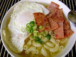 A Very Famous And Popular Hong Kong Style Breakfast Macaroni Soup With Ham And Egg Soup A Lot Of Hong Kong People Like Cantonese Food Ham Soup Breakfast Soup