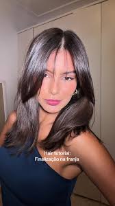 Estela Newbold Corte De Cabelo