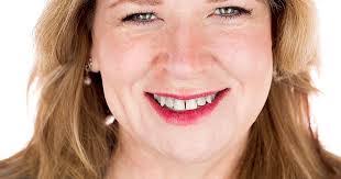 Danielle Ahrens's Instagram, Twitter & Facebook