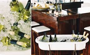 Dutch themed party {guest feature} if you're interested in seeing a unique party theme for birthdays or bridal showers, then today's feature is perfect for you. Gorgeous Dutch Still Life Dinner Party Hostess With The Mostess