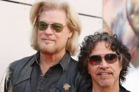 Daryl Hall sues former bandmate, seeks restraining order