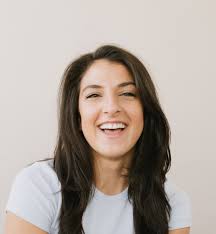 Katrina Devlin's Instagram, Twitter & Facebook