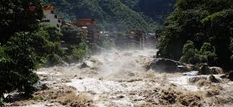 Medidas de seguridad antes, durante y después de un huaico
