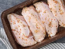 Wondering how to get juicy, grilled chicken breast every time? 5 Simple Habits For Raw Chicken Safety