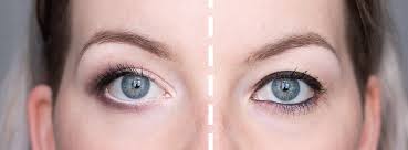 Zu dieser augenfarbe passen recht viele lidschatten wenn sie ihr augen make up außerdem ein wenig variieren wollen oder sich am abend anders als für ein tages make up schminken möchten. Schlupflider Schminken Kaschieren Einfache Anleitung Mit Fotos
