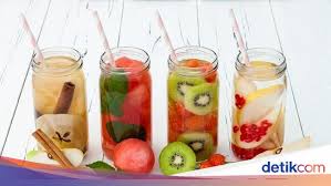 Jangan putus asa okey sebab hari ini saya nak kongsikan dengan anda petua kempiskan perut dengan cepat. Minuman Detox Untuk Perut Buncit Buat Yang Ingin Selalu Sehat