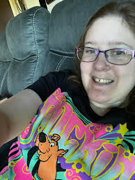 So I have so many Scooby Doo clothes I found this folded in the back of my  Closet. Embroidered sweatshirt had so long forgotten where I got it. 🤔