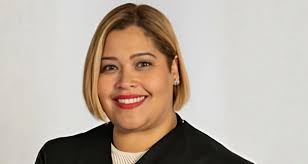 Steve Conaway donates $10 to Tammy L. Duckworth's campaign committee in  June